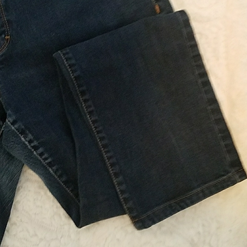 Jeans - Picture 2 of 4